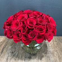 Load image into Gallery viewer, French Pavé 50 Red Roses