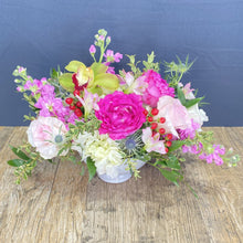 Charger l'image dans la galerie, Enchanted Rose Garden