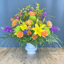 Charger l'image dans la galerie, Warming Colors Urn