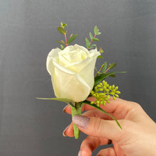 Charger l'image dans la galerie, Boutonnieres