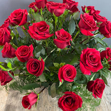 Load image into Gallery viewer, Infinite Love (36 Roses)